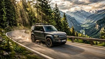 Boussole sur une carte routière pour symboliser la planification d'itinéraire de voyage