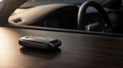 Clés de voiture sur un comptoir de luxe illustrant le service Newway.